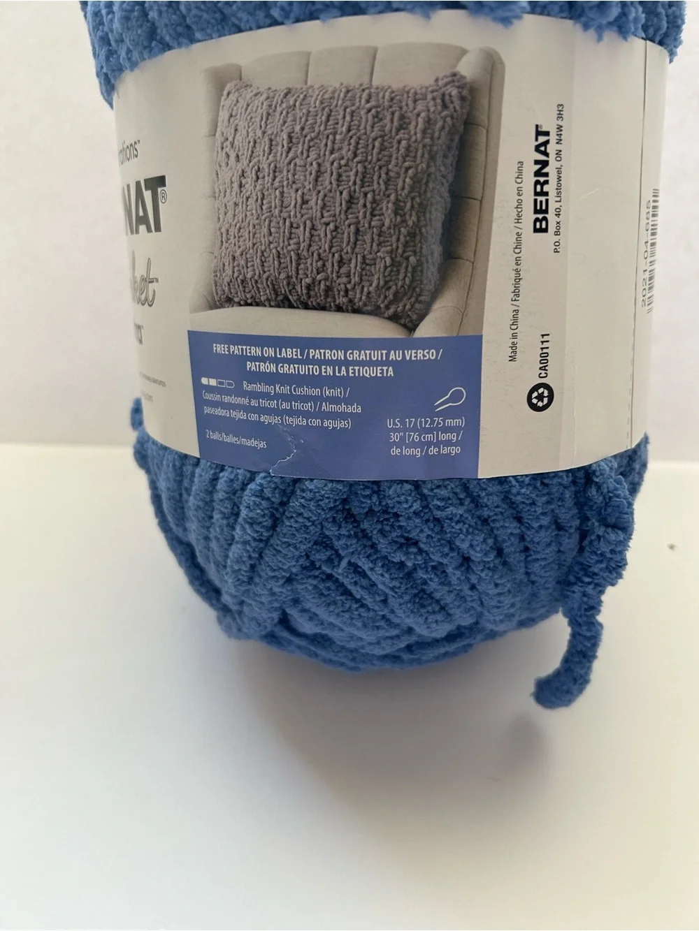 Bernat Blanket Extra yarn Crisp Blue One skein only